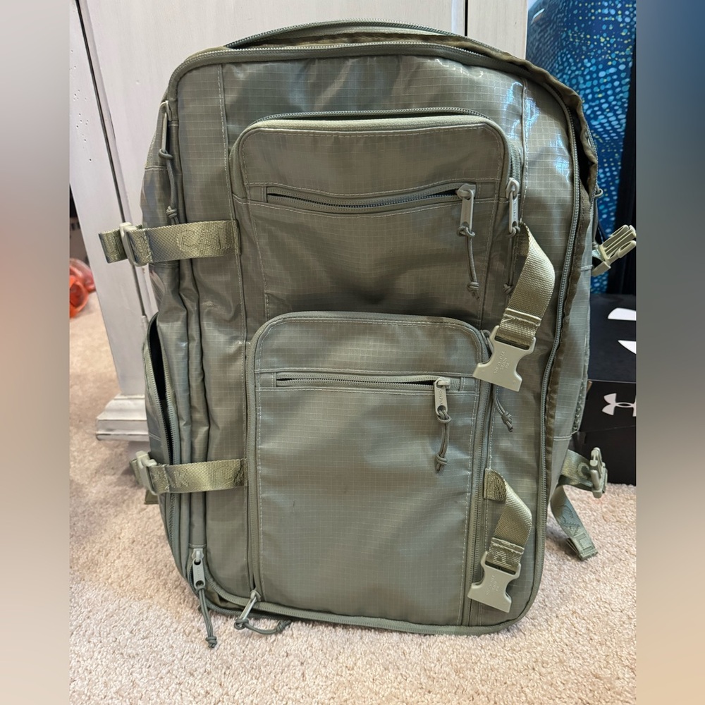 CalPak Terra 26L Laptop Duffel Backpack in Juniper Green